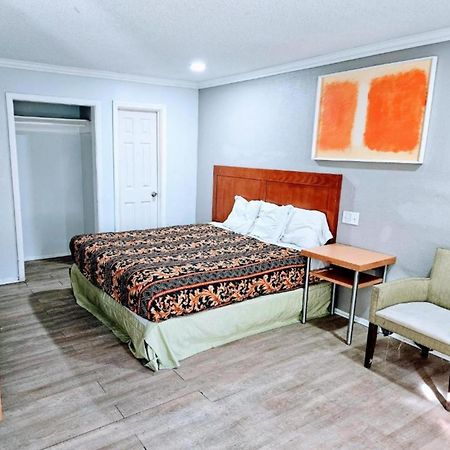 Hotel Ridgecrest An Extended Stay Studio Екстер'єр фото