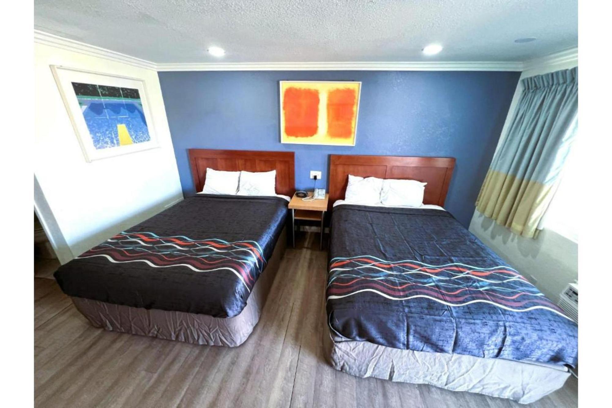 Hotel Ridgecrest An Extended Stay Studio Екстер'єр фото