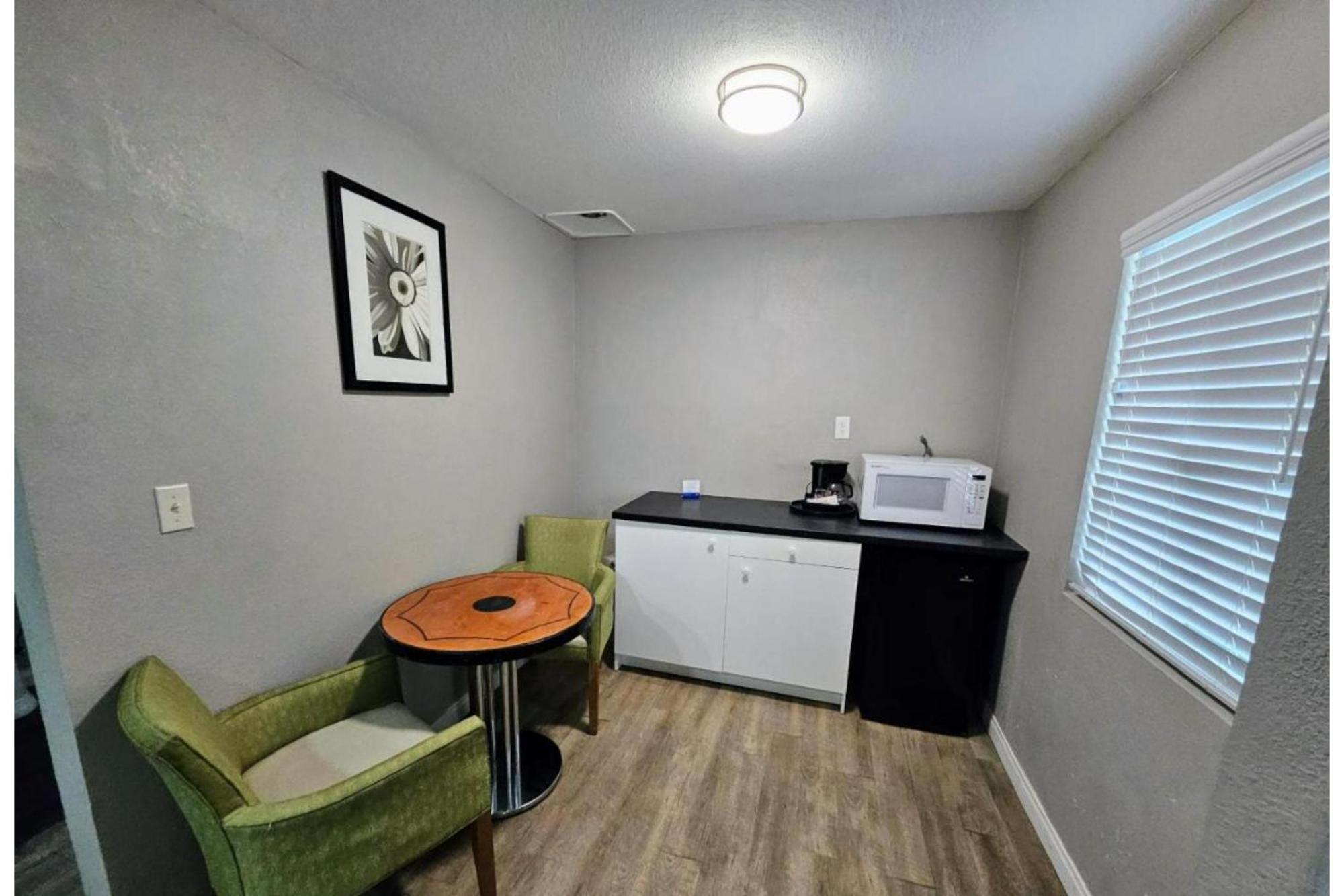 Hotel Ridgecrest An Extended Stay Studio Екстер'єр фото